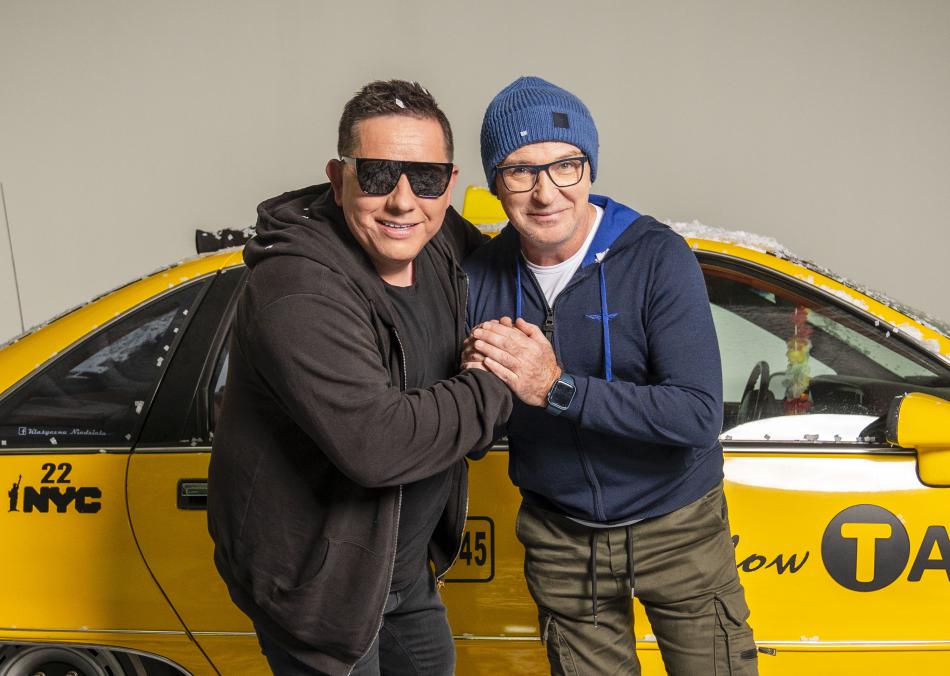 KRZYWY SADOWSKY GDY IDA SWIETA 950x676